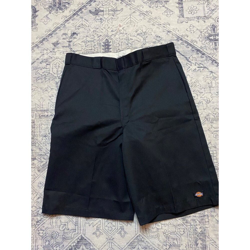 Dickies Mens Black Loose Fit Size 38‎ Work Shorts 13" Inseam Wrinkle Resistant